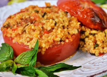 домати-пълнени-с-булгур-и-тиквени-семки-ирина-атанасова (2)