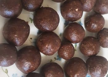 какаови-бонбони-с-фурми-и-ядки-ирина-атанасова-рецепта