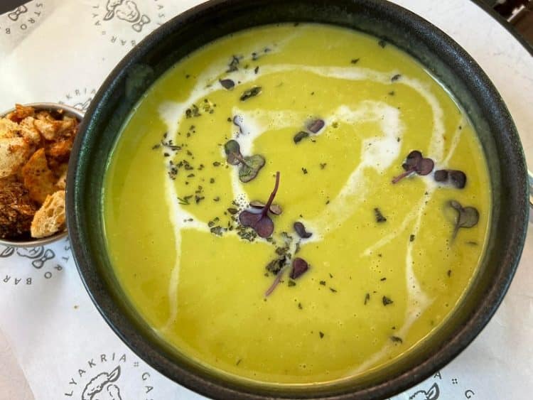 грахова-крем-супа-с-мента-ирина-атанасова